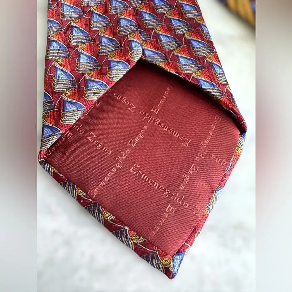 Ermenegildo Zegna Red Blue Gold geometric silk tie Italy
